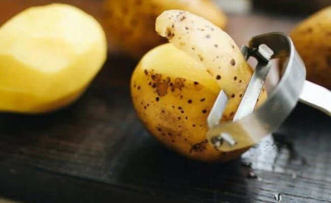 What to look for in a potato peeler