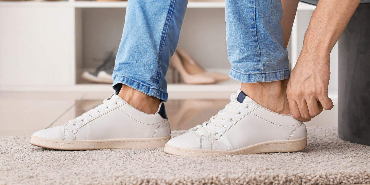 Best Shoes for College Guys 2022 I Ratings and Reviews