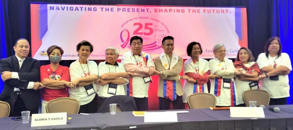 NaFFAA pioneers (from 3rd left to right) Gloria Caoile, Jon Melegrito, Rodel Rodis, , Loida Nicolas-Lewis and Michael Dadap, among others, join current Chairman Brendan Flores (sixth from left) in renewing calls for unity and active political involvement. INQUIRER/Jun Nucum