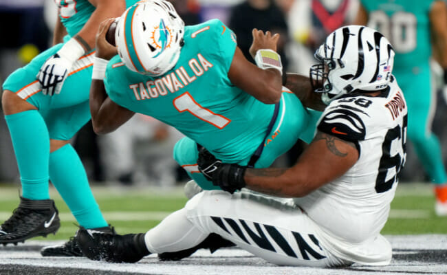 Miami Dolphins QB Tua Tagovailoa suffered concussion