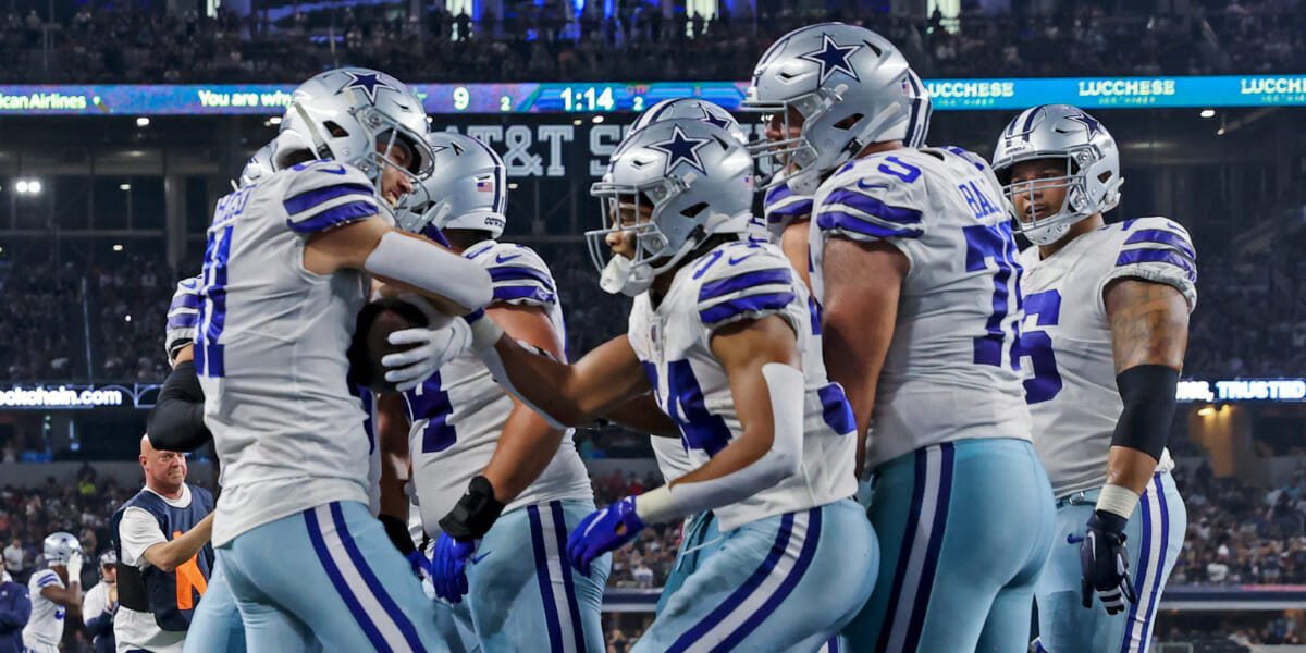 NFL's Dallas Cowboys Hit Top Spot On Forbes' Most Valuable Team List ...