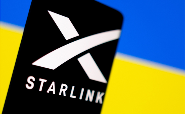 Starlink had promising talks with Apple over satellite messaging feature