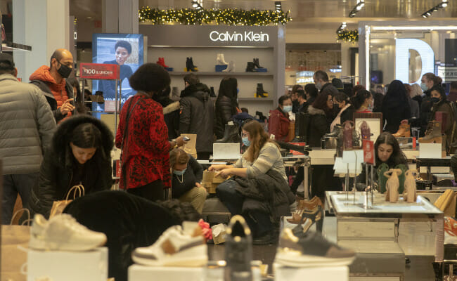 Early shopping, inflation to slow US online holiday spending