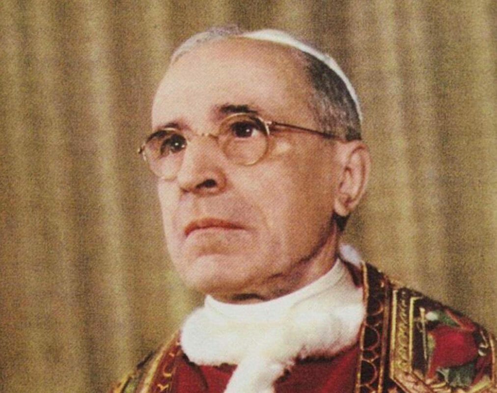 The controversial Pope Pius XII. WIKIPEDIA