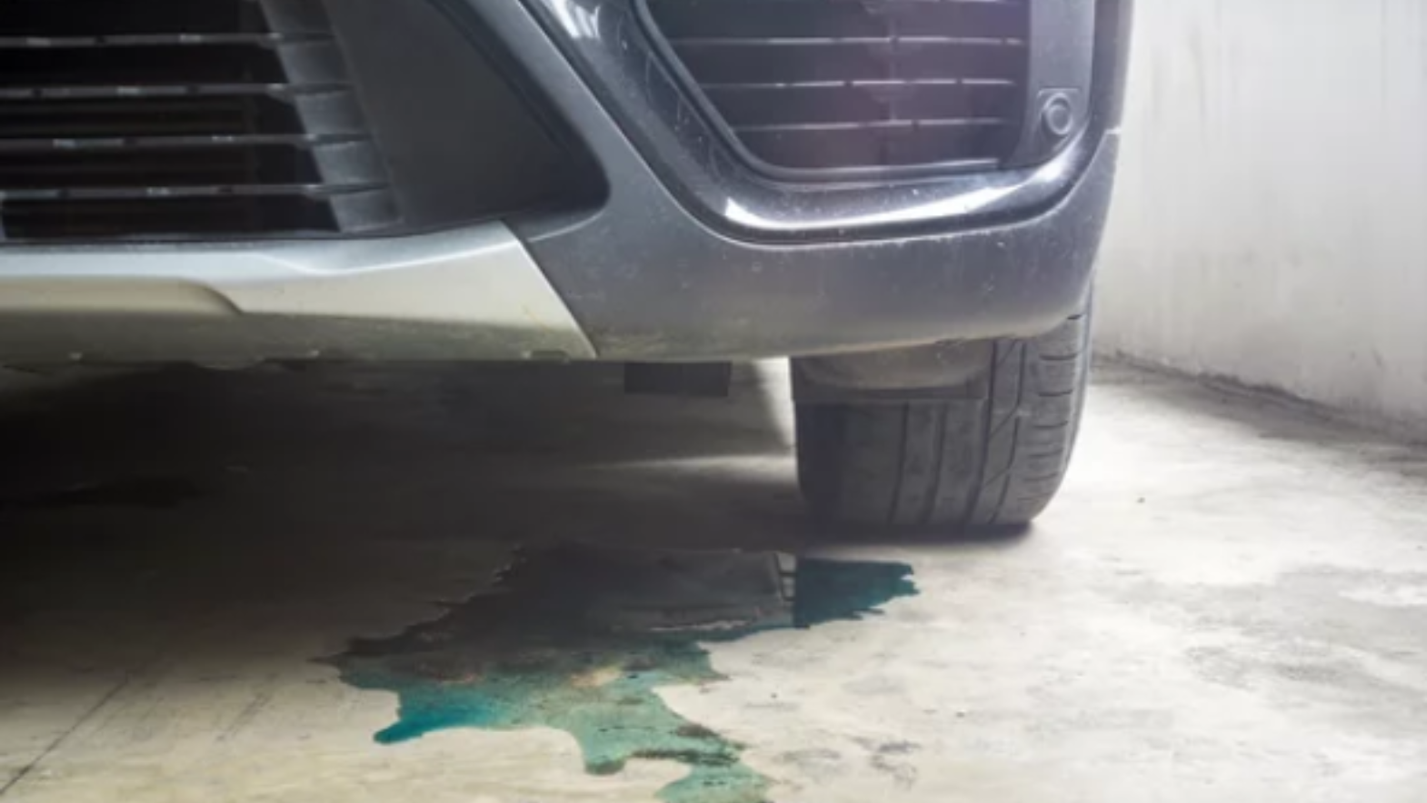 Tracing Coolant Leaks: A Guide to Common Causes and Solutions. - Featured Image