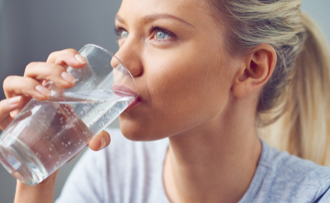 6 Benefits of Drinking Alkaline Water