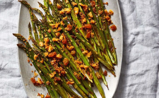 Roasted Asparagus with Anchovy Breadcrumbs