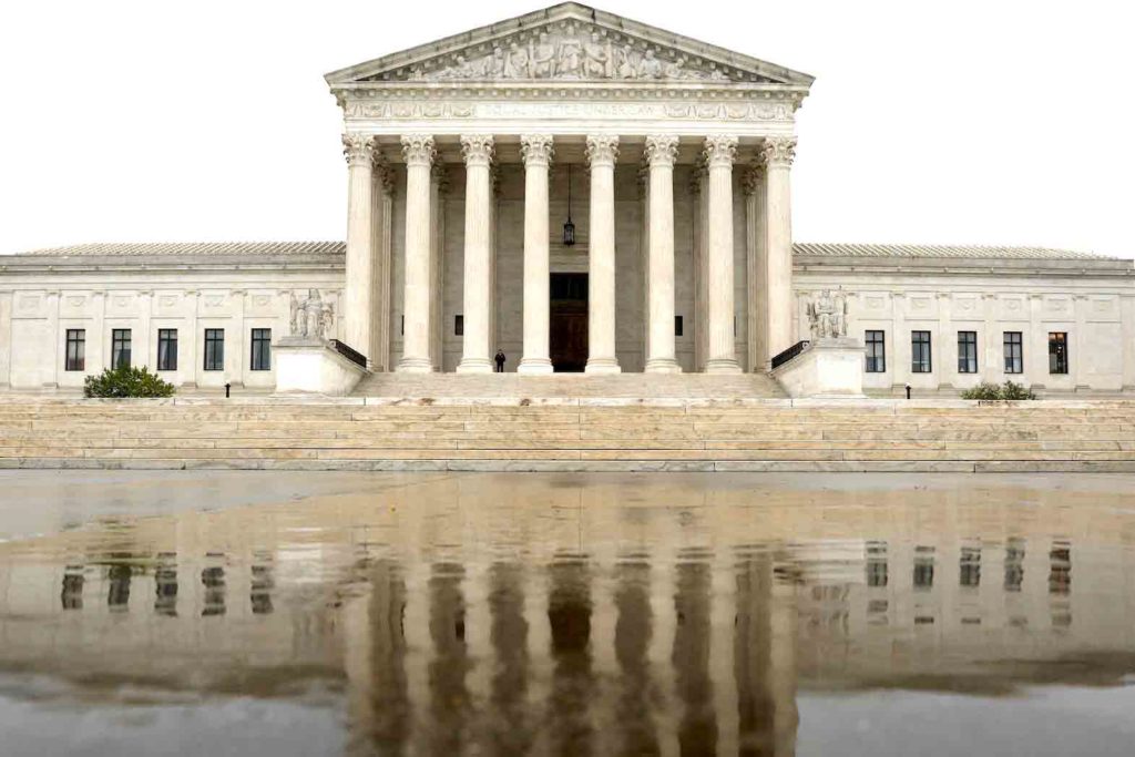 A general view of the U.S. Supreme Court building in the rain the day before the start of the court's new term in Washington, U.S. October 2, 2022. REUTERS/Jonathan Ernst