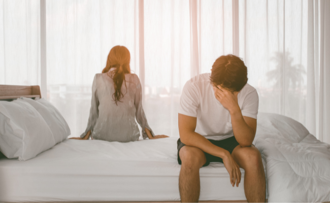 Emotionally Unavailable 10 Signs To Recognize In Your Partner