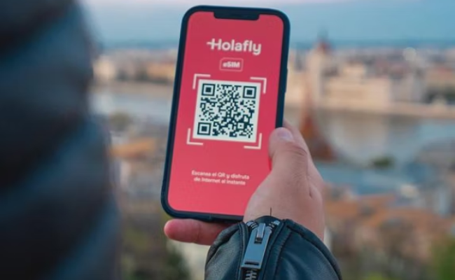 How to Install and Use Your Holafly eSIM