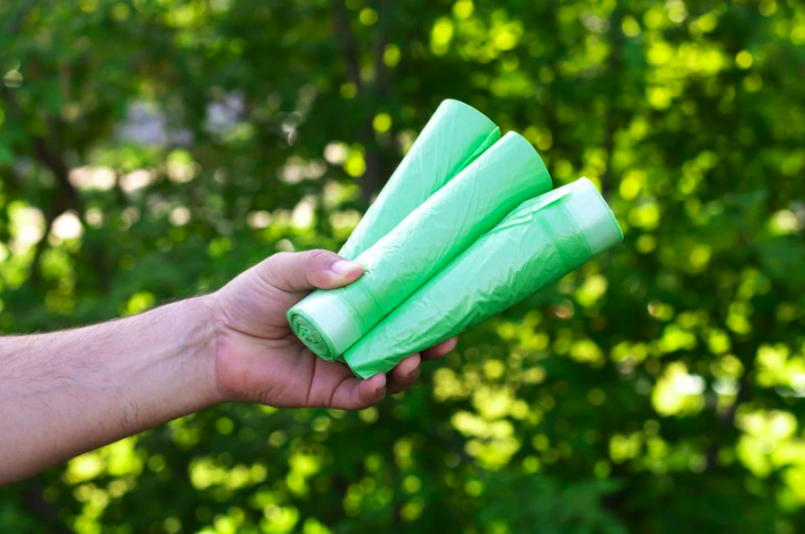Compostable Trash Bags: Living Sustainably, Successfully