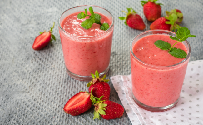 Make a refreshing and nutritious smoothie