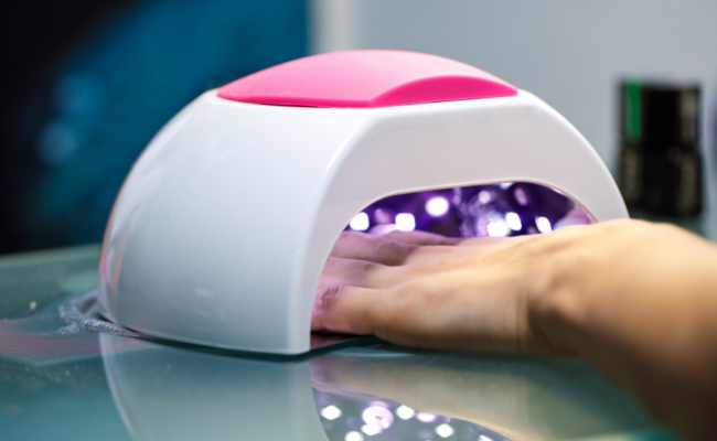Gel nail polish and UV lamps linked to cancer
