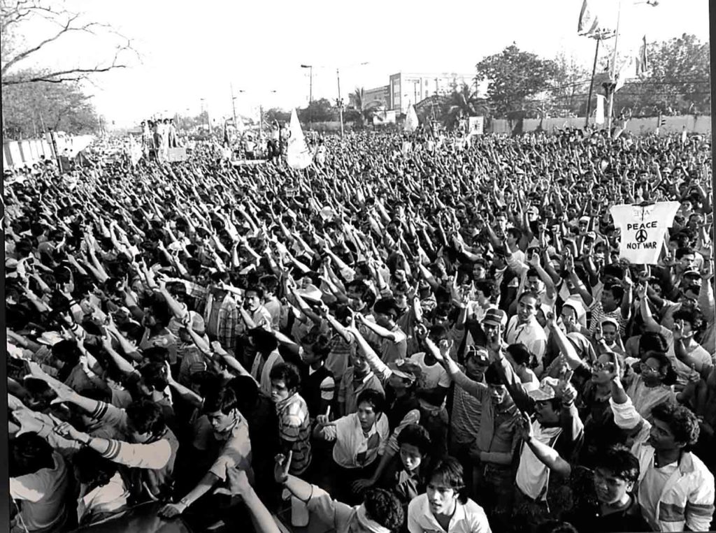 EDSA People Power Revolution, 1986: What went wrong? Why has a nation returned to power the same family that it booted out in 1986 with little to no bloodshed? FILE PHOTO