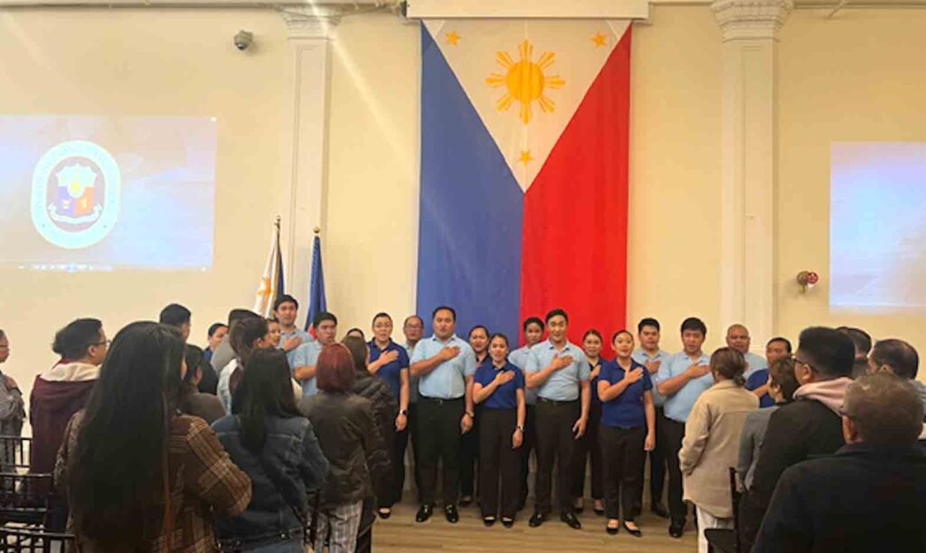 The Philippine Madrigal Singers lead the singing of the “Lupang Hinirang” during the oath-taking of dual citizenship applicants, at the Kalayaan Hall of the Philippine Center in San Francisco on 5 April 2023. CONTRIBUTED