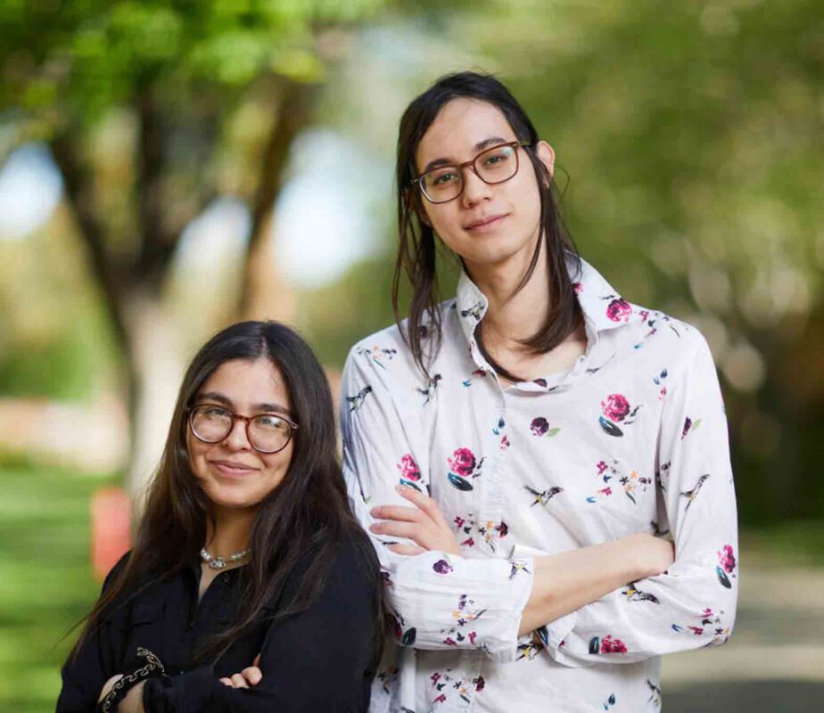 UNLV undergrads Vesper Evereux (right) and Faria Tavacoli are the 2023 recipients of the highly coveted Goldwater Scholarship. (Photo: Becca Schwartz/UNLV)