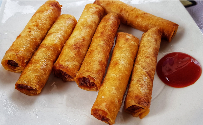 What is the history behind ‘Lumpiang Shanghai’?
