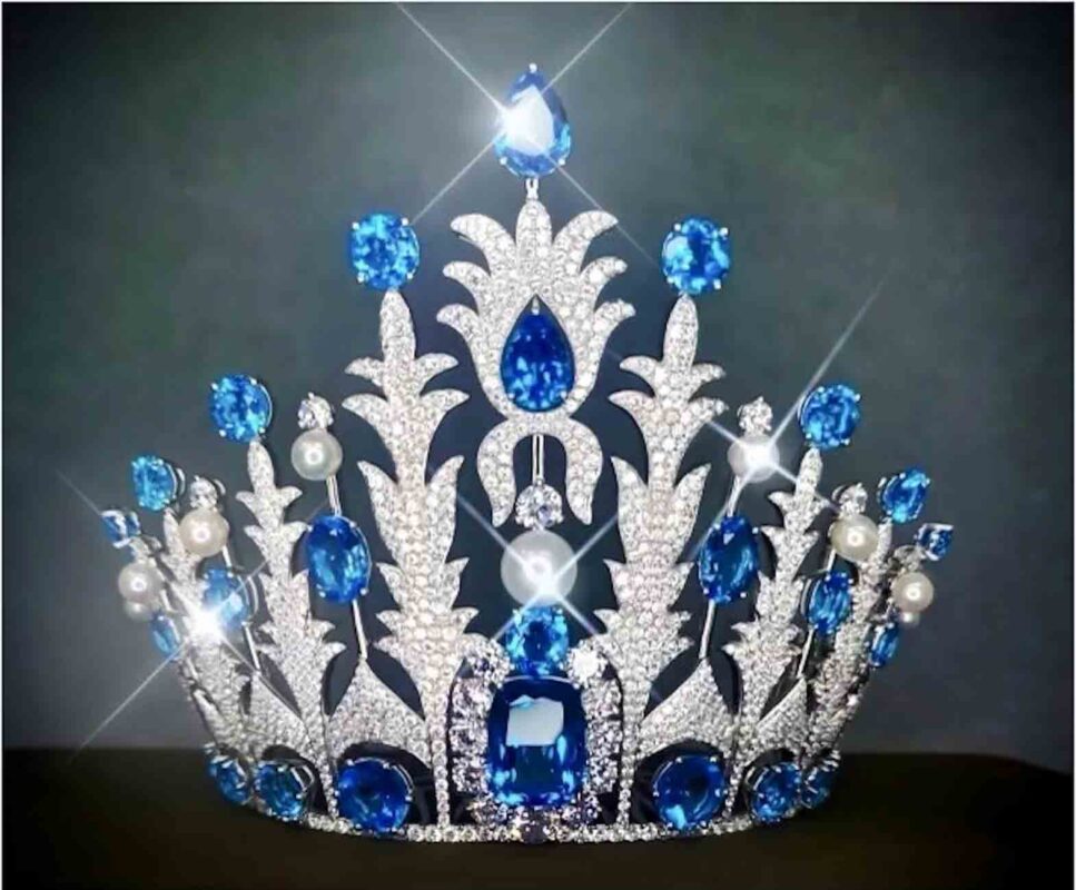 The crown has 38 pieces of Swiss blue topaz, 175.73 carats, 15 Japanese pearls, a total of 43.7 carats and 1,555 pieces of cubic zirconia and 124.773 carats total set in 234.72 grams of silver. CONTRIBUTED