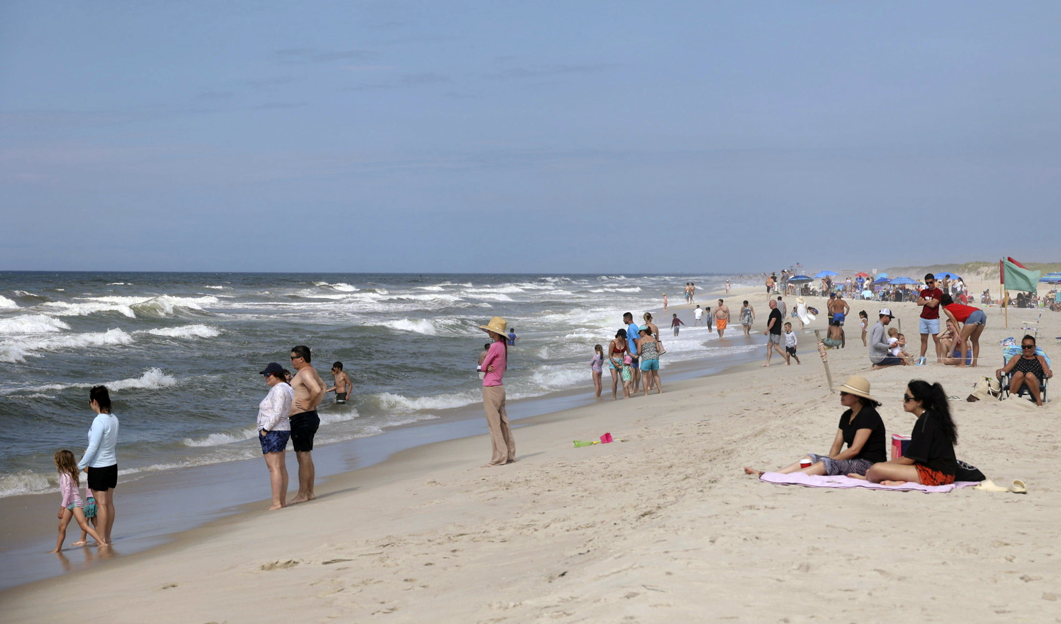 Possible shark attacks prompt heightened patrols at New York's Long