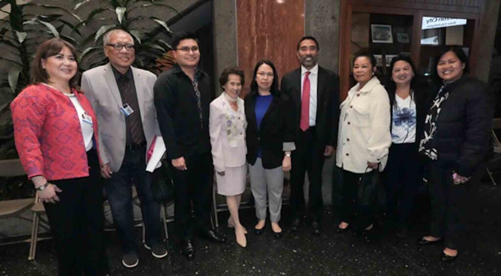 Deputy Consul General and Acting Head of Post Raquel Solano (center) joins Daly City Mayor Ray Buenaventura (center-right), and Daly City and Quezon City officials prior to the Daly City Council session on 10 July 2023. (Rey Guarin photo)
