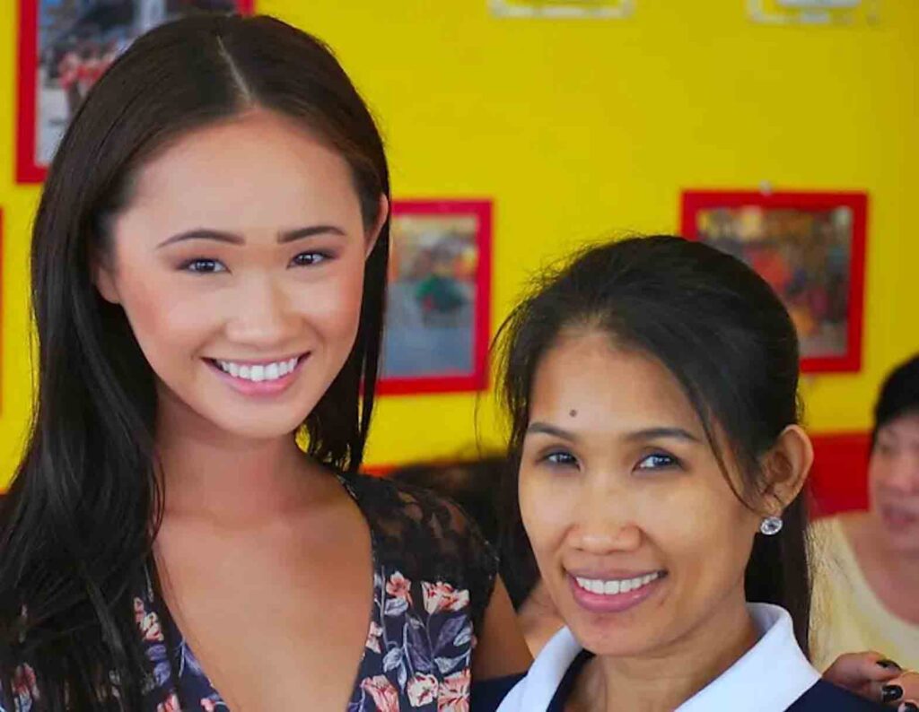 Averie Bishop with her mother, Marevi. TULONG FOUNDATION