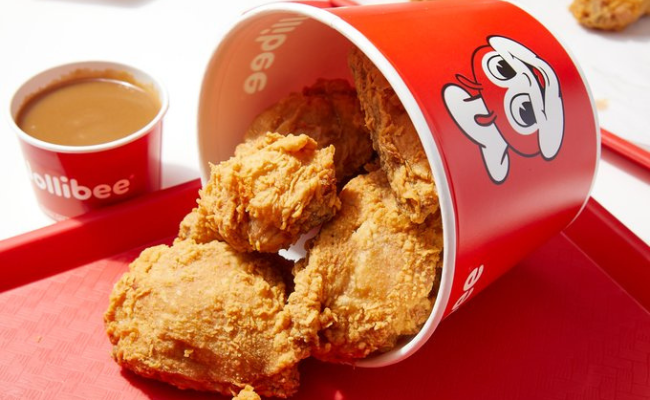 Jollibee is making its Michigan debut, bringing irresistible Filipino flavors to your doorstep. Check out their opening