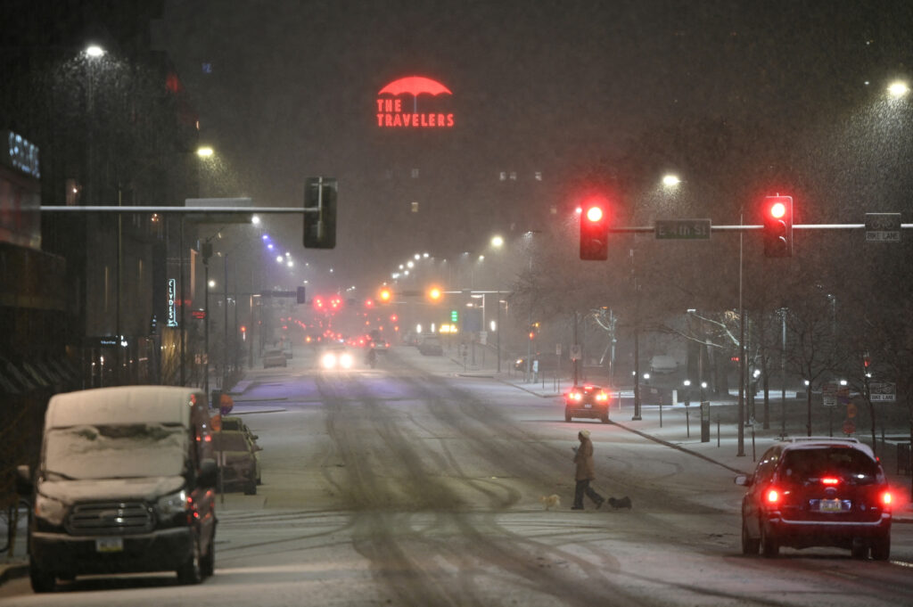 Massive winter storm batters US, knocks out power to over 300,000 users