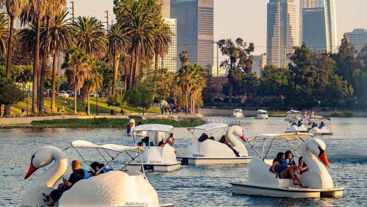 Table reservation for two? These romantic boat rides in LA will level up your Valentine's Day