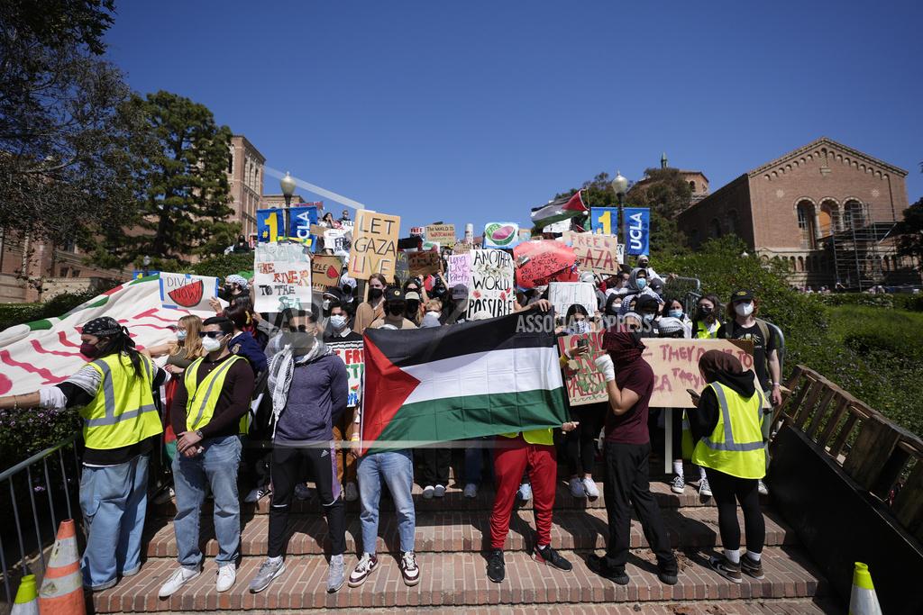 Tension grows on UCLA as police order dispersal of pro-Palestinian gathering