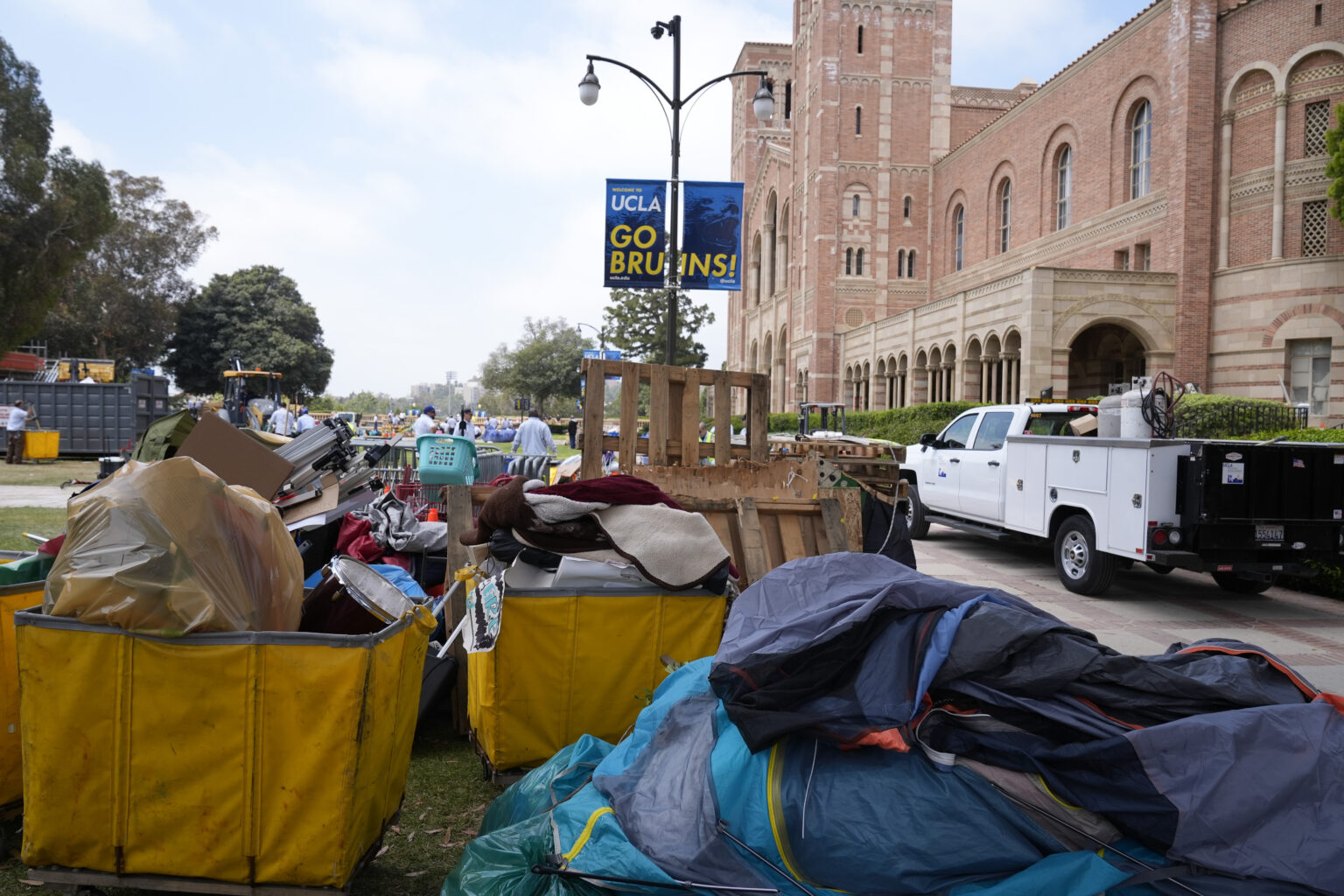 UCLA returns to remote classes as protests continue