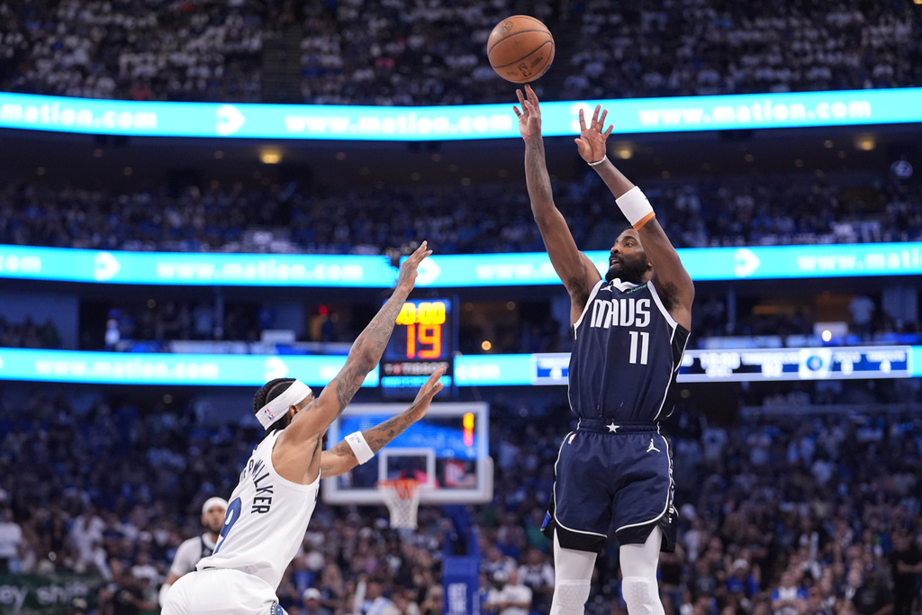 Luka Doncic and Kyrie Irving each score 33 points as Mavs beat Wolves 