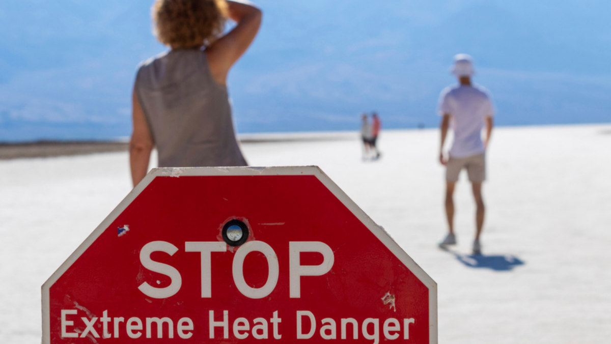 Heat wave grills large parts of the US causing deaths in the West