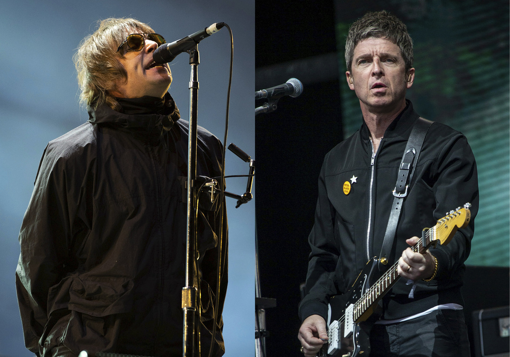 Oasis reunites for tour, ending a 15-year hiatus