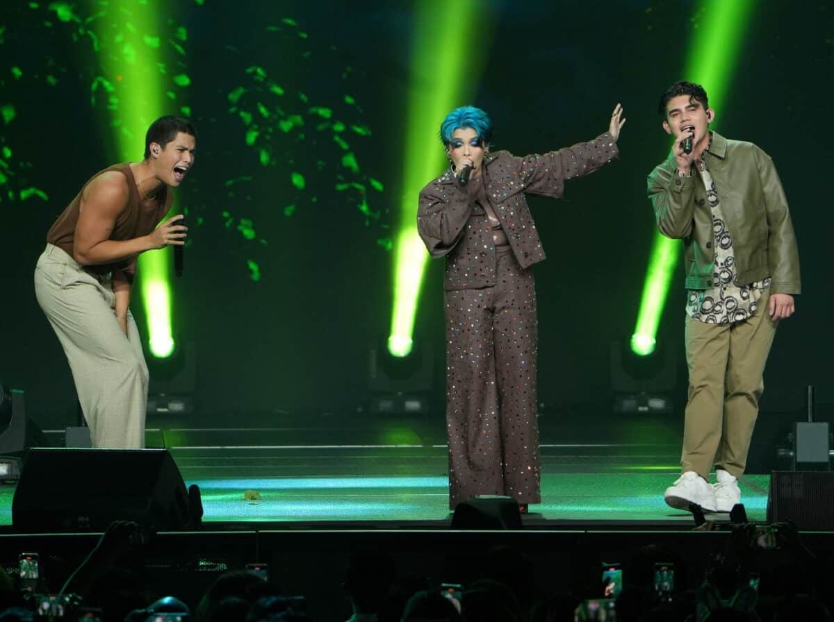 Kyle Echarri, KZ Tandingan, and Inigo Pascual 