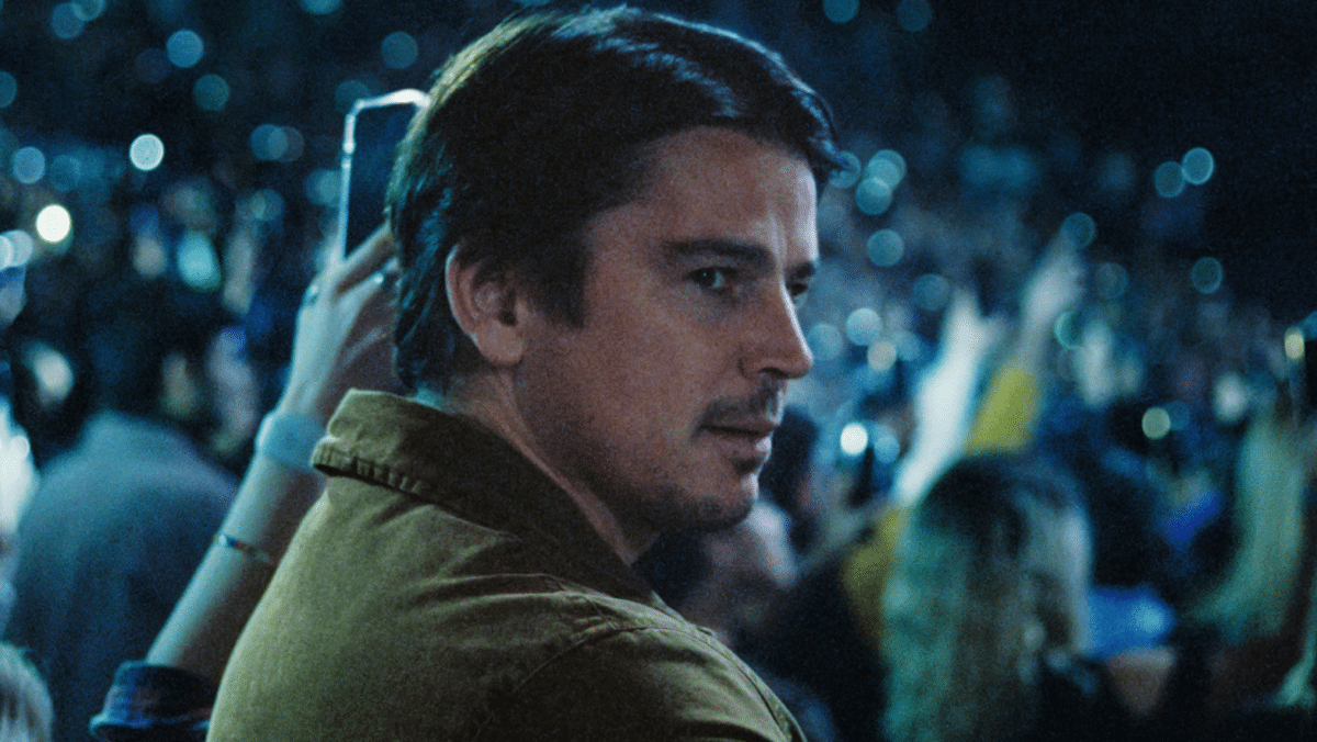 Josh Hartnett goes big as the serial killer in the movie 'Trap'