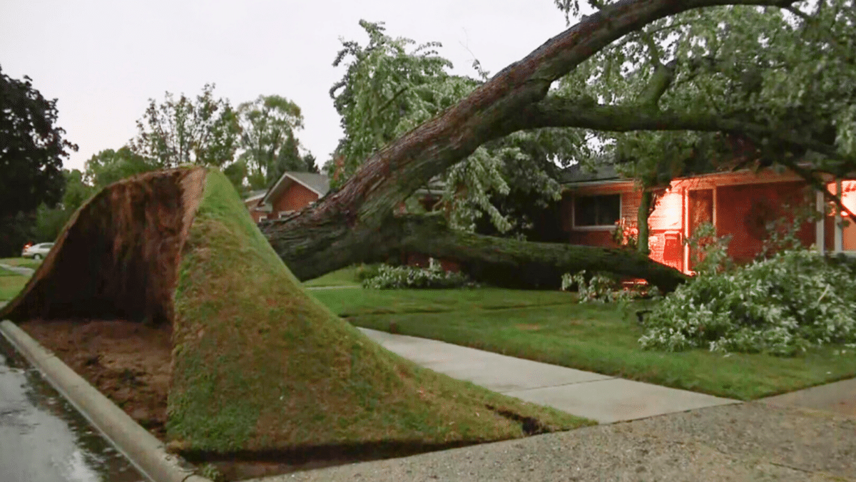 Crews work to restore power to over 300,000 Michigan residences