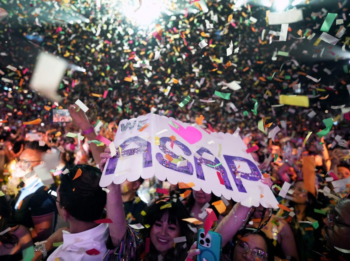 ASAP Natin To confetti