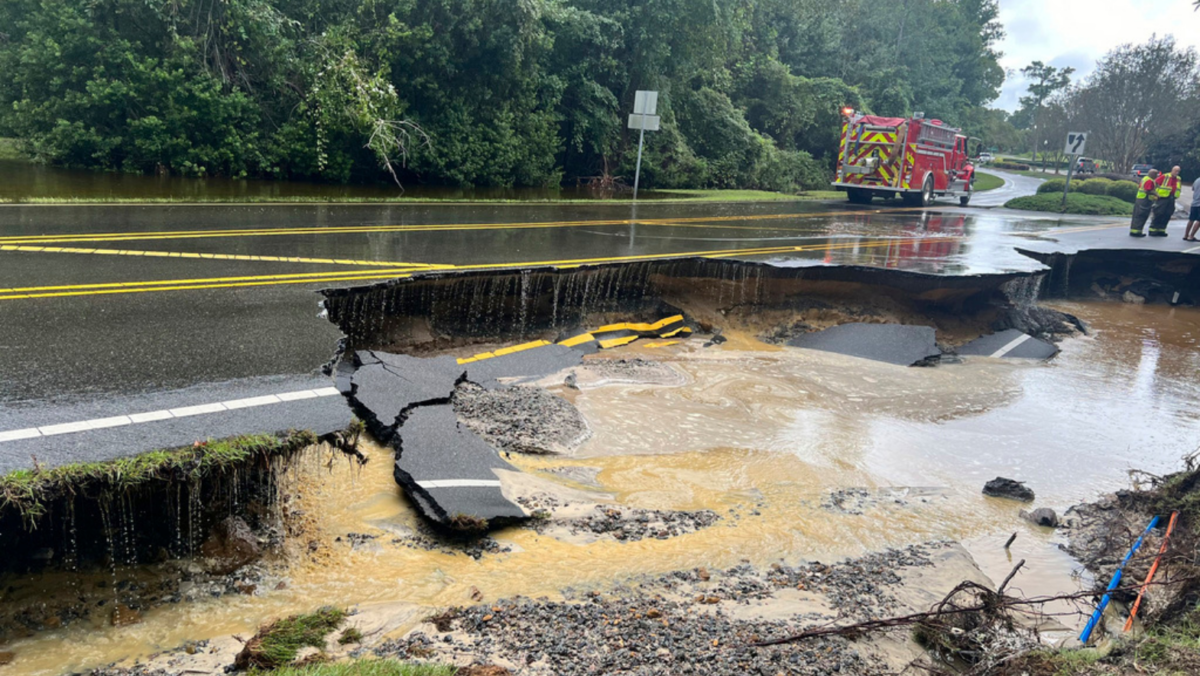 'Firehose' storm hits part of North Carolina and scientists see climate change