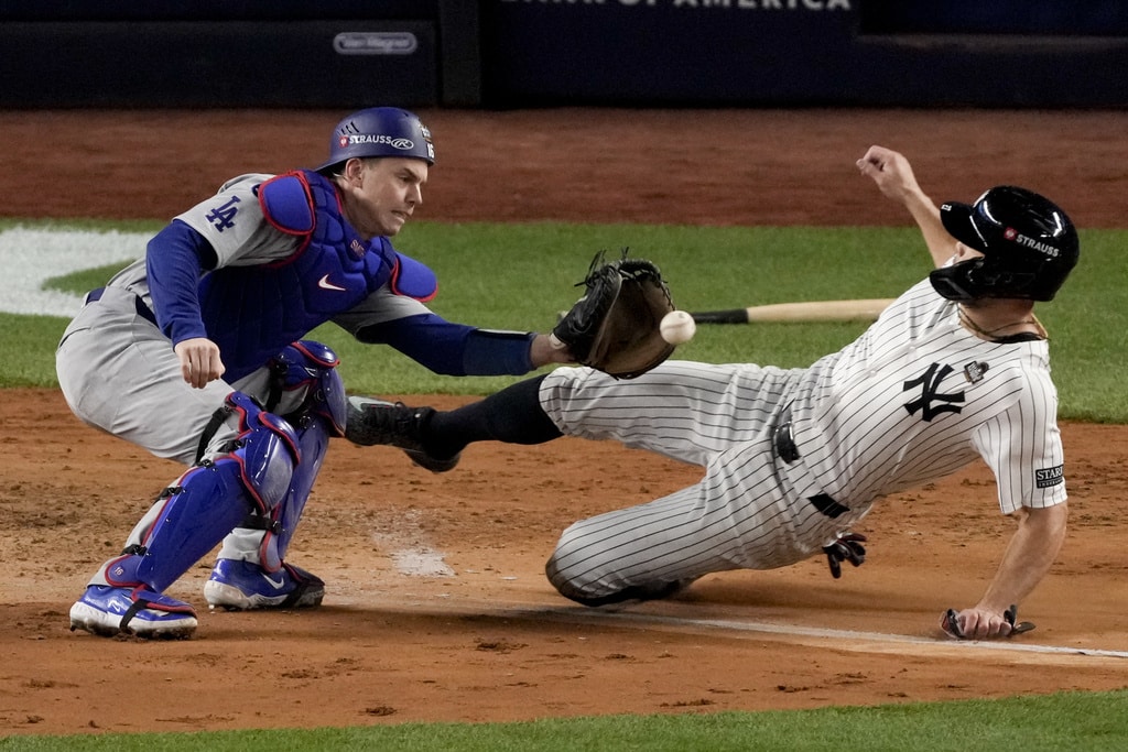 Yankees on verge of getting swept at World Series for 4th time