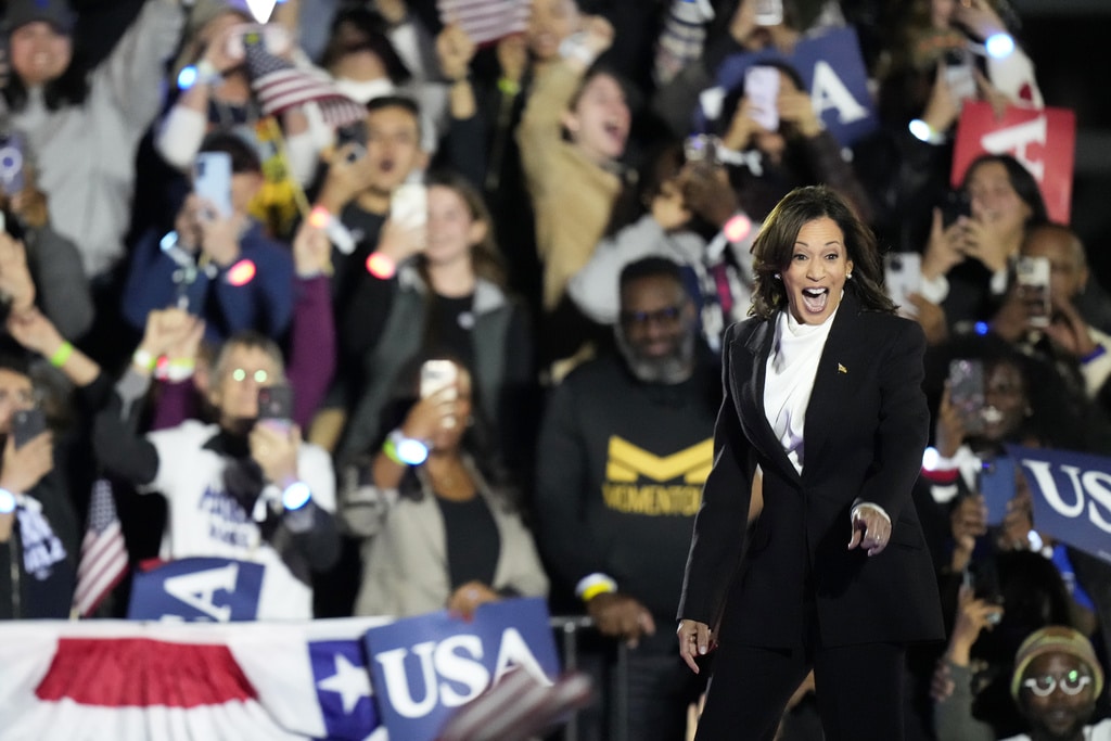 Two closing arguments show the stark choice between Trump and Harris