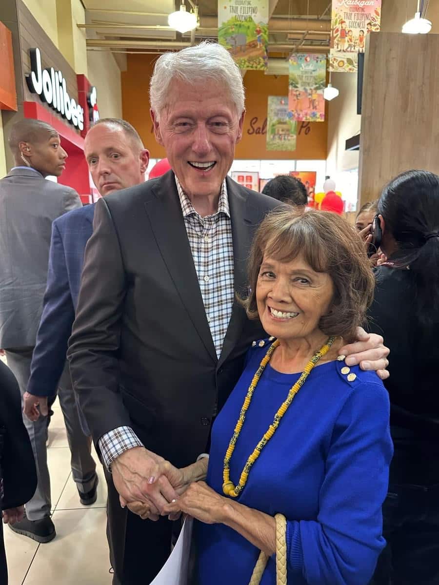 Bill Clinton with Rozita Lee