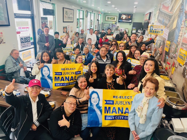 Juslyn Manalo with supporters