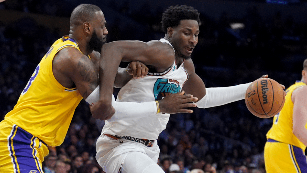 LeBron James has third straight triple-double as Lakers rally for victory