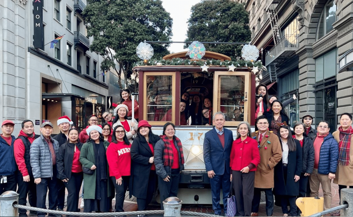 Pinoy Christmas themed cable car