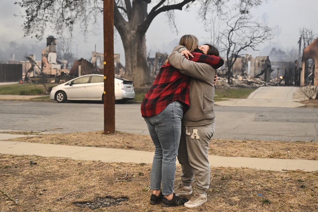 PHOTOS: Powerful images show destruction on path of deadly wildfires