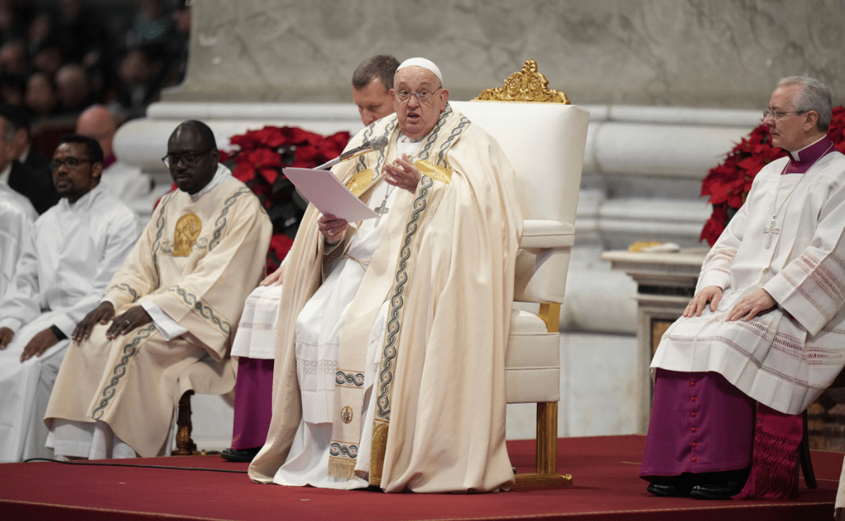 Pope calls for commitment to protect life in New Year's Day message