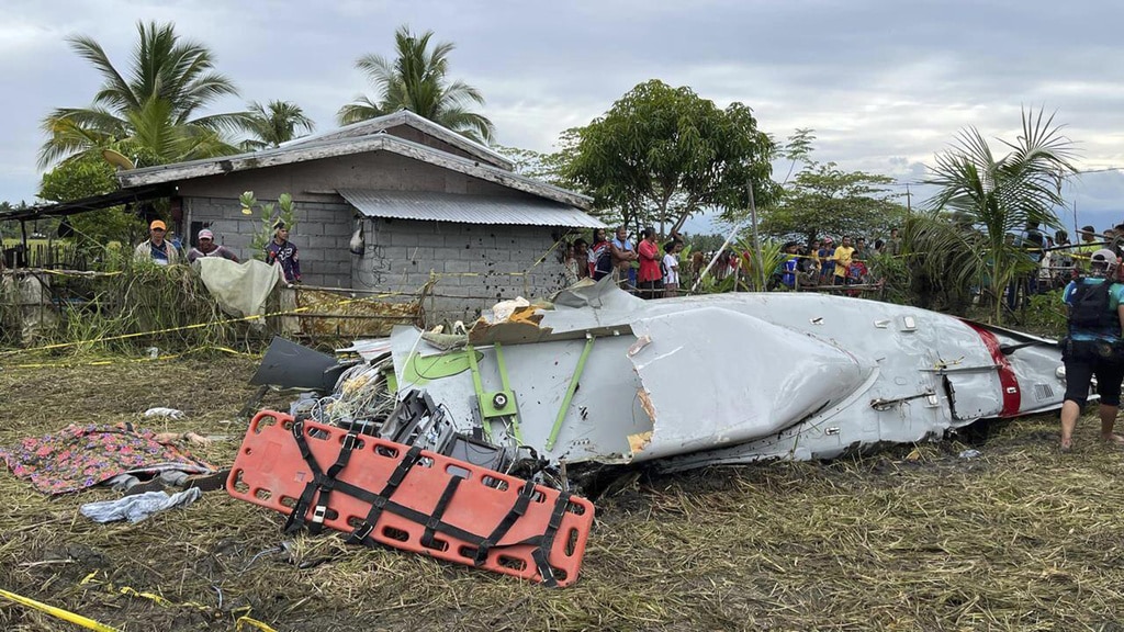 US Marine from California identified as one of 4 people killed in Philippines plane crash