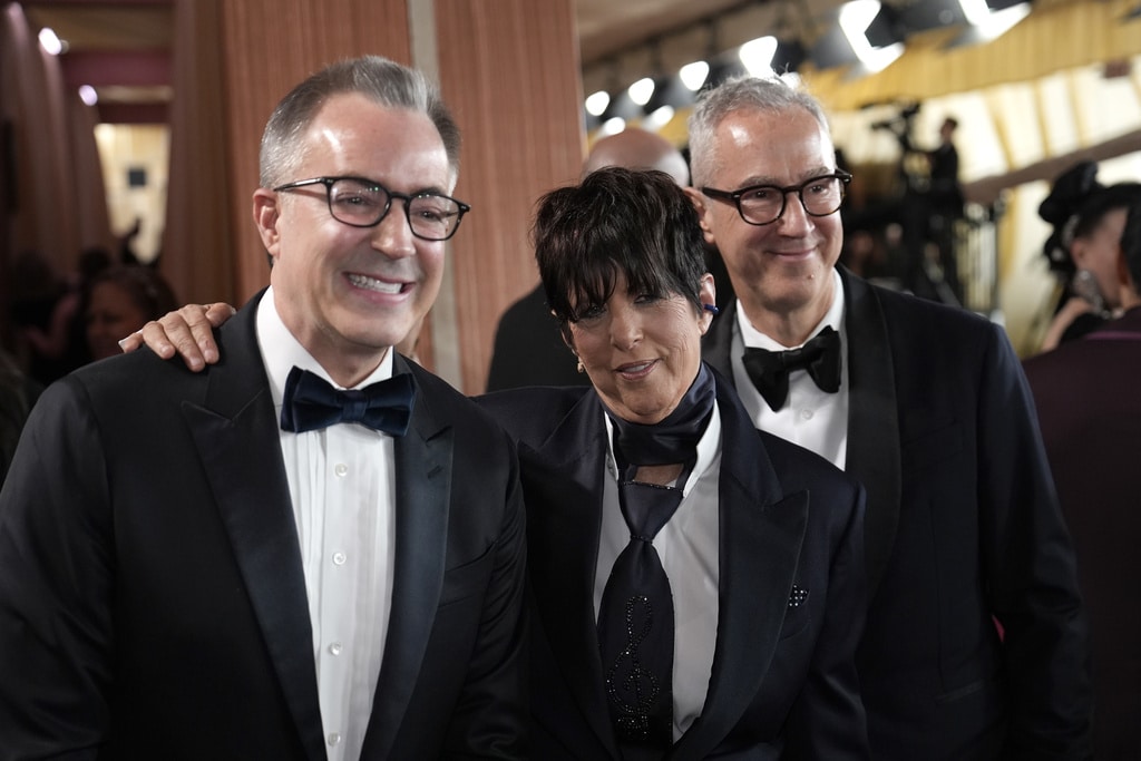 Oscars 2025 photos: See reunions, props and candid moments from the red carpet