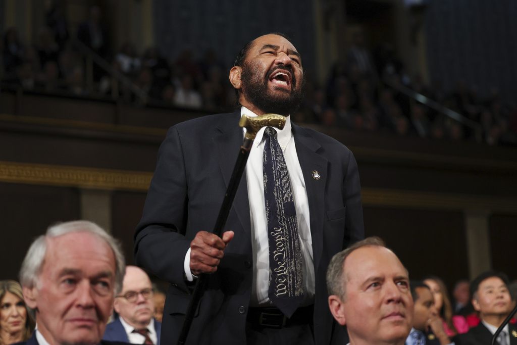 Rep. Al Green shouts down Trump and may face censure by the House