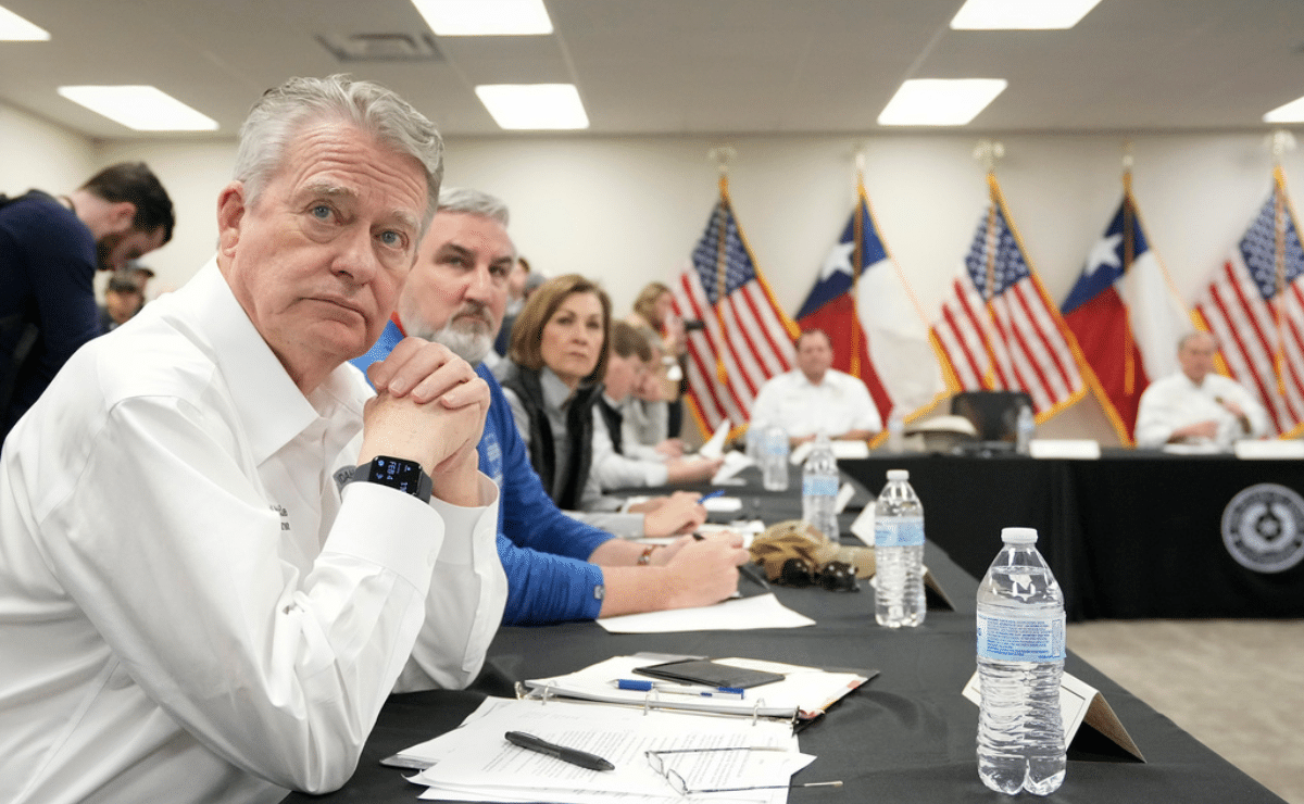 The White House talks tough on illegal immigration